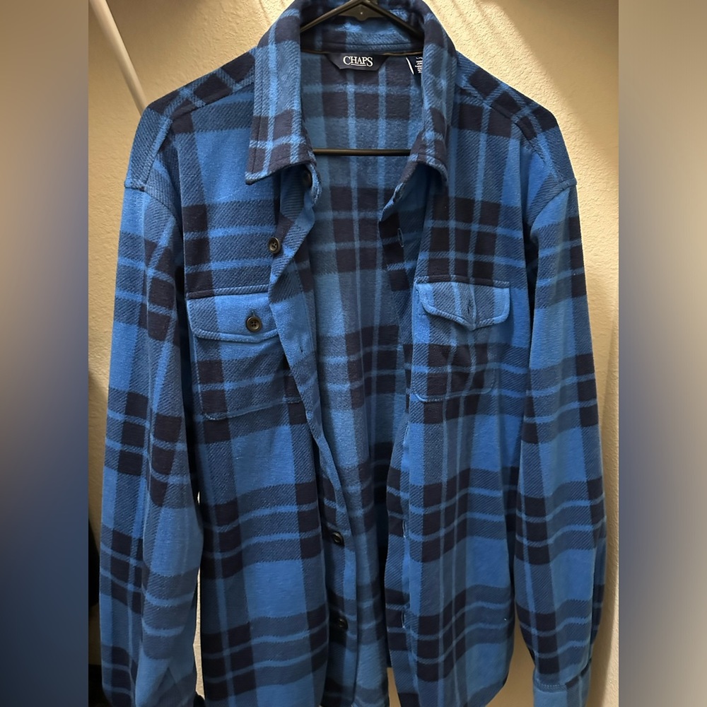 Chaps men’s large button down